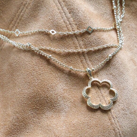 Kendra Scott Susie Convertible Multi Strand Necklace in Gold - Picture 2 of 2